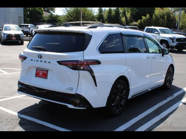 2022 Toyota Sienna XSE