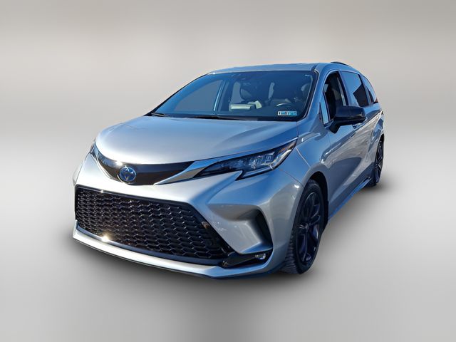 2022 Toyota Sienna XSE