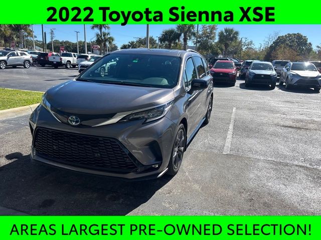 2022 Toyota Sienna XSE