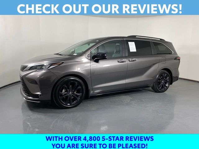 2022 Toyota Sienna XSE