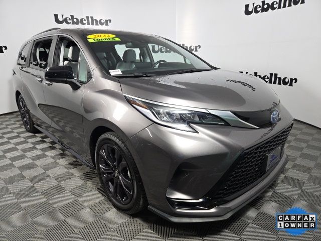 2022 Toyota Sienna XSE