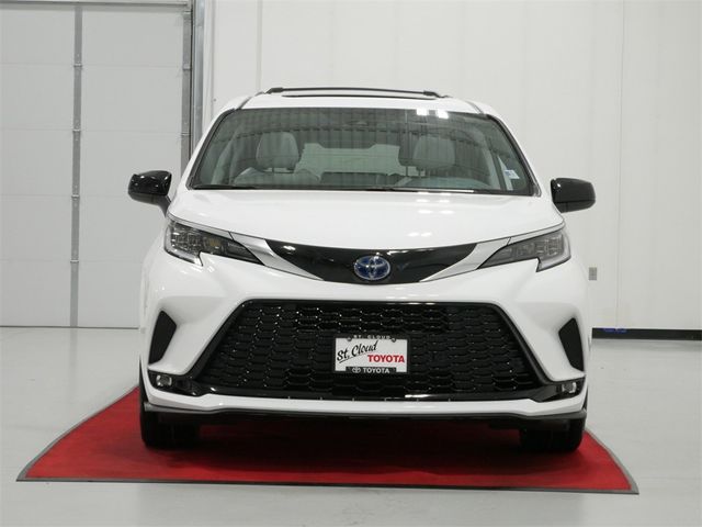 2022 Toyota Sienna XSE