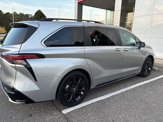 2022 Toyota Sienna XSE