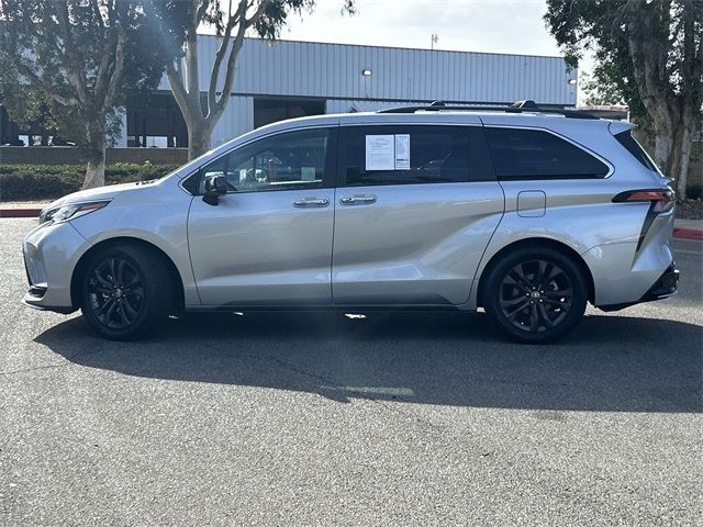 2022 Toyota Sienna XSE