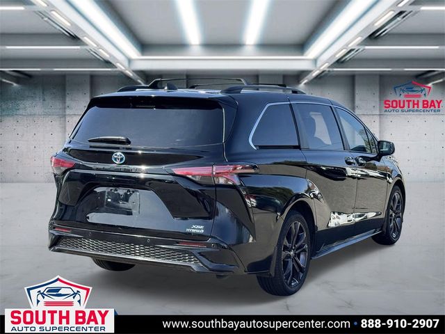 2022 Toyota Sienna XSE