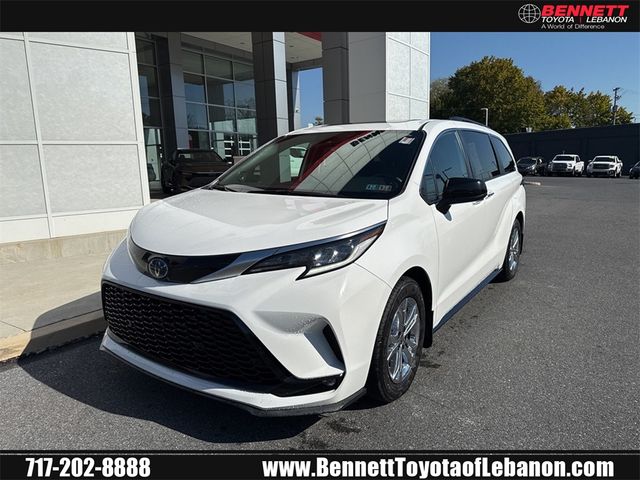 2022 Toyota Sienna XSE