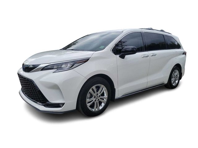 2022 Toyota Sienna XSE