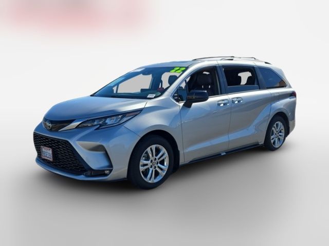 2022 Toyota Sienna XSE