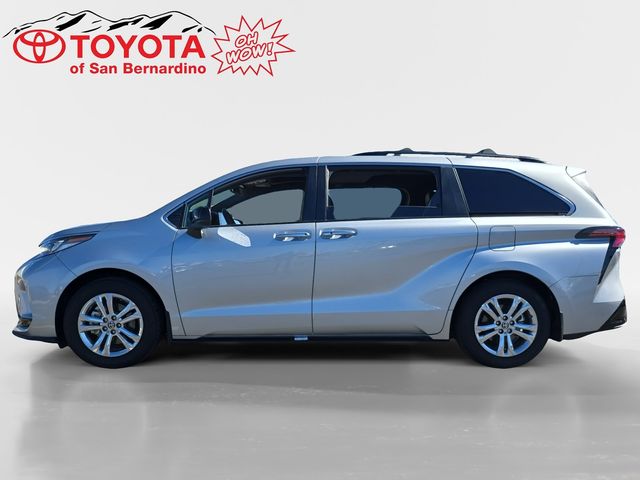 2022 Toyota Sienna XSE