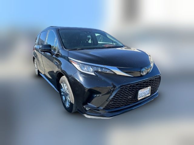 2022 Toyota Sienna XSE