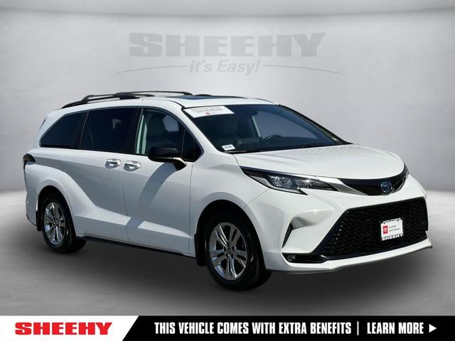 2022 Toyota Sienna XSE