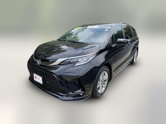 2022 Toyota Sienna XSE
