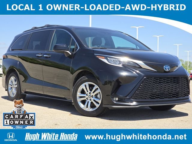 2022 Toyota Sienna XSE