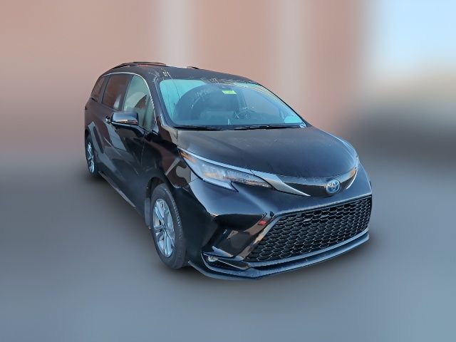 2022 Toyota Sienna XSE