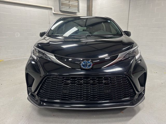 2022 Toyota Sienna XSE