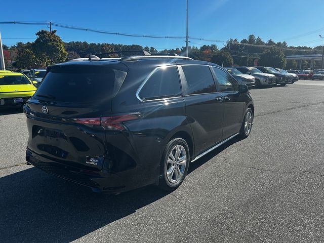 2022 Toyota Sienna XSE