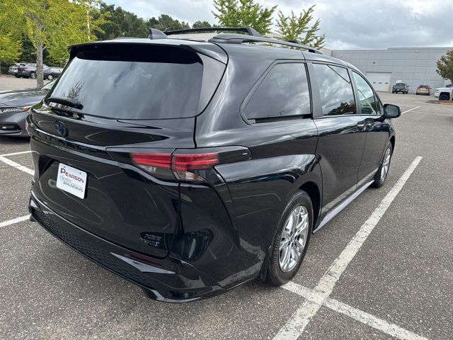 2022 Toyota Sienna XSE