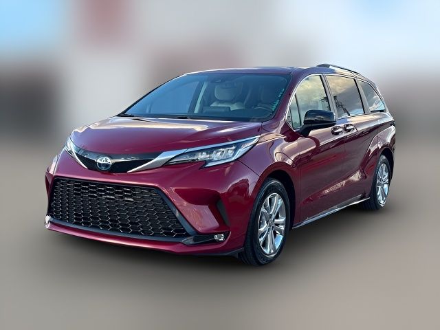 2022 Toyota Sienna XSE