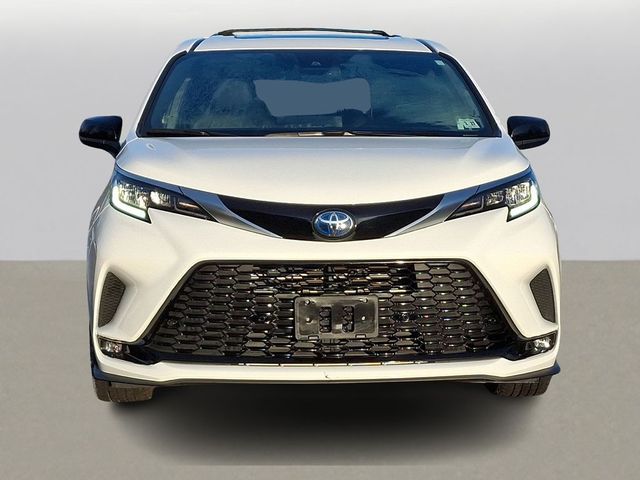 2022 Toyota Sienna XSE