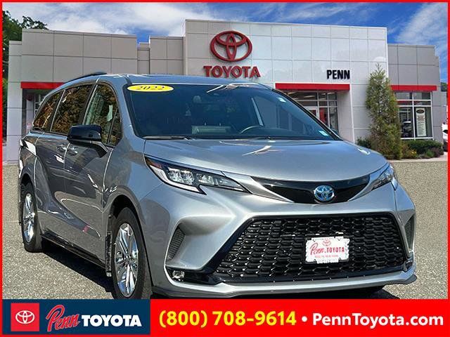 2022 Toyota Sienna XSE