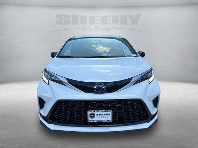 2022 Toyota Sienna XSE