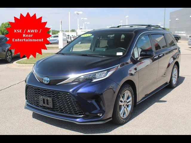 2022 Toyota Sienna XSE