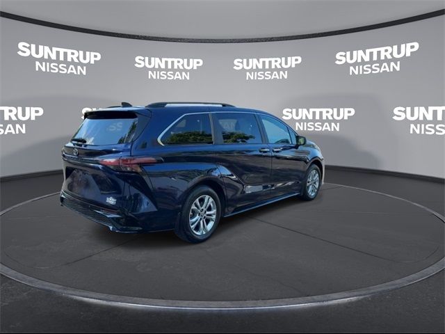 2022 Toyota Sienna XSE