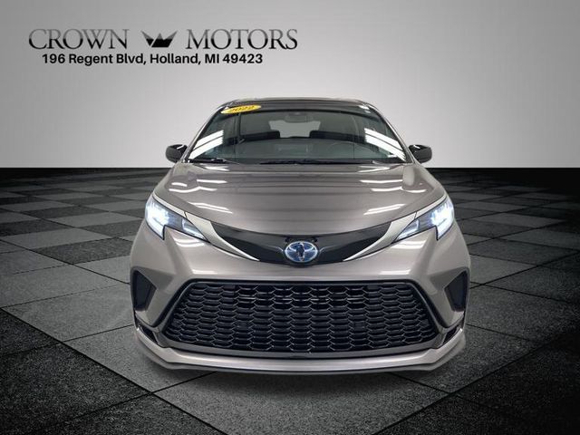 2022 Toyota Sienna XSE