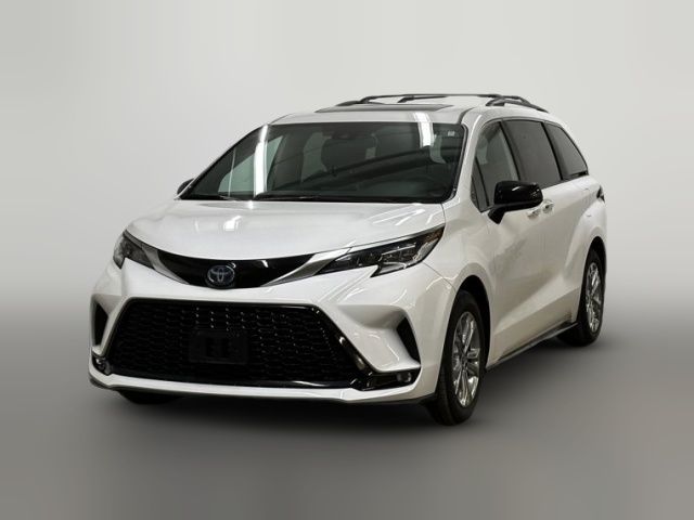 2022 Toyota Sienna XSE