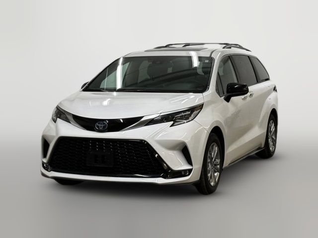 2022 Toyota Sienna XSE