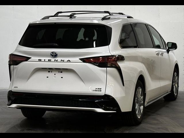 2022 Toyota Sienna XSE