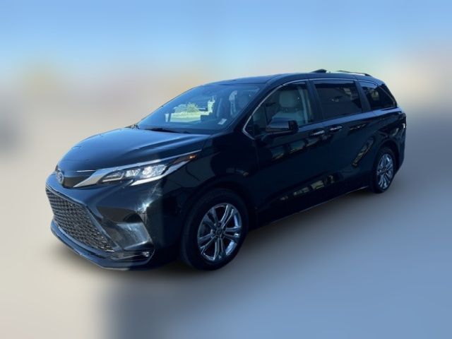 2022 Toyota Sienna XSE