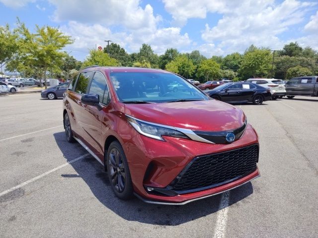 2022 Toyota Sienna XSE