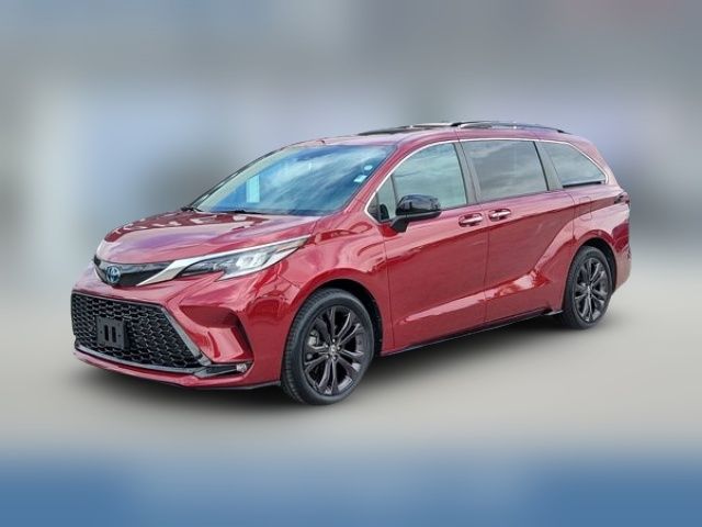 2022 Toyota Sienna XSE