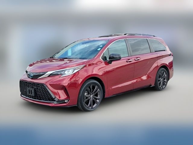 2022 Toyota Sienna XSE