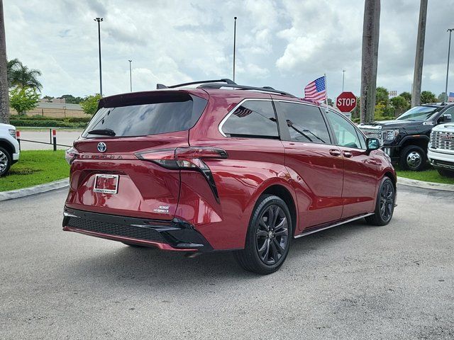 2022 Toyota Sienna XSE