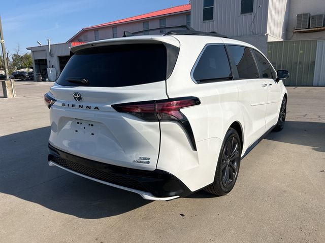 2022 Toyota Sienna XSE