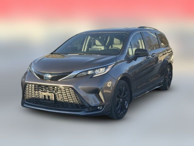 2022 Toyota Sienna XSE