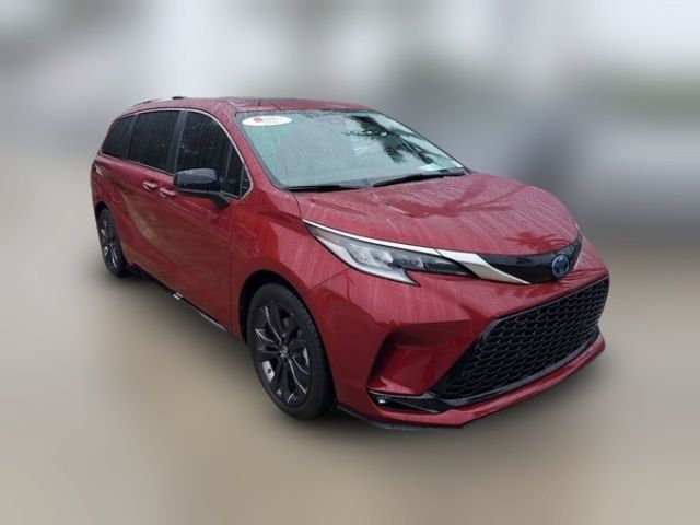 2022 Toyota Sienna XSE