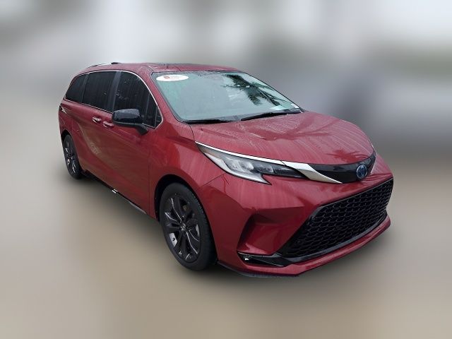 2022 Toyota Sienna XSE