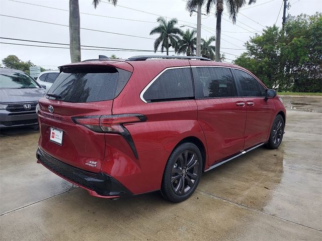 2022 Toyota Sienna XSE