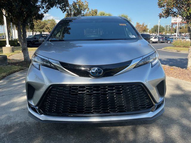 2022 Toyota Sienna XSE