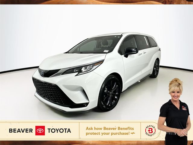 2022 Toyota Sienna XSE