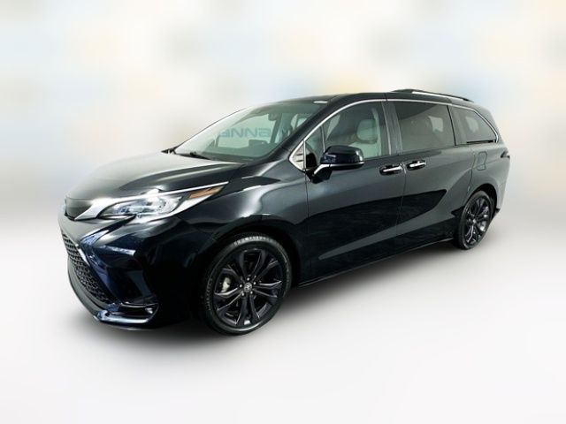 2022 Toyota Sienna XSE