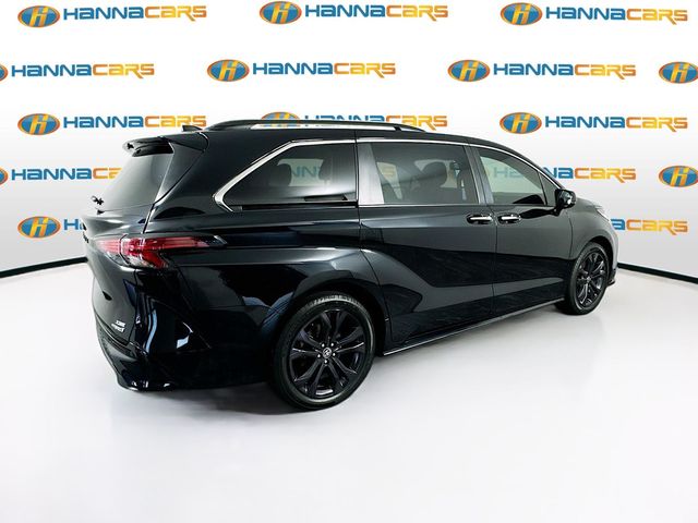 2022 Toyota Sienna XSE