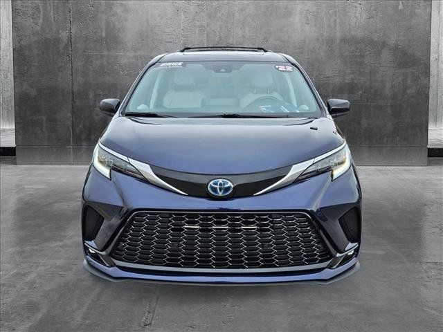 2022 Toyota Sienna XSE