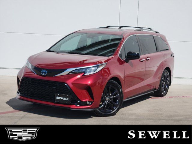 2022 Toyota Sienna XSE