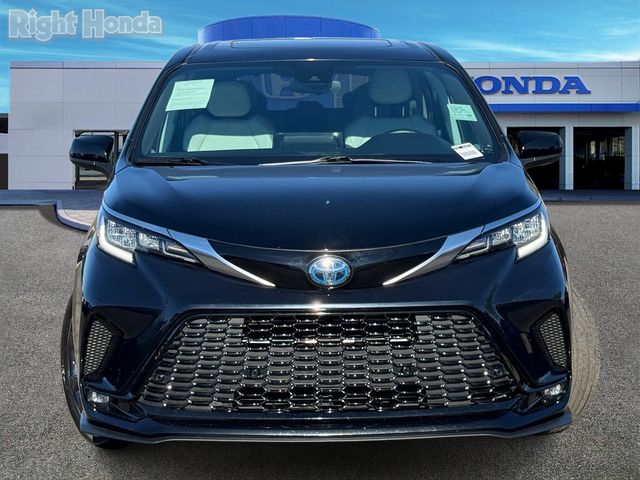 2022 Toyota Sienna XSE