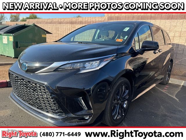 2022 Toyota Sienna XSE