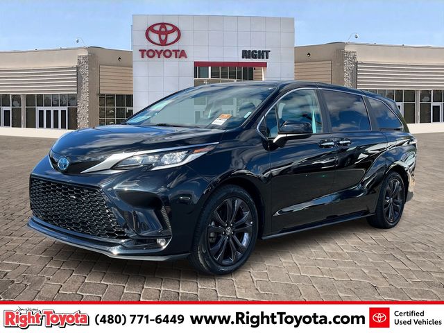 2022 Toyota Sienna XSE